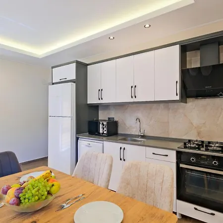 Tinas 1 Hotel 4*